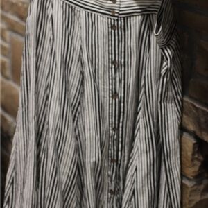 Universal Thread Monochrome Striped Midi Skirt Size 1X